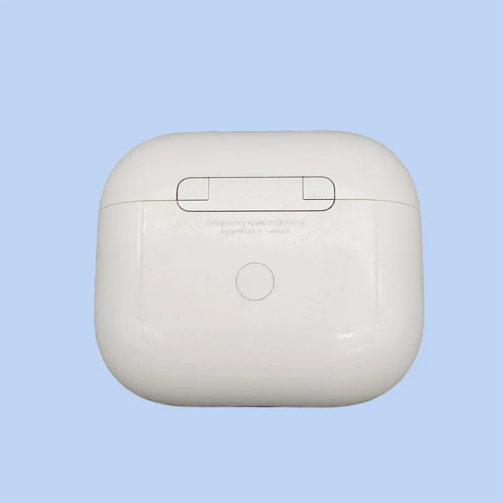 Apple AirPods Pro 2nd Gen USB-C MagSafe Charging Case A2897 White Replacement